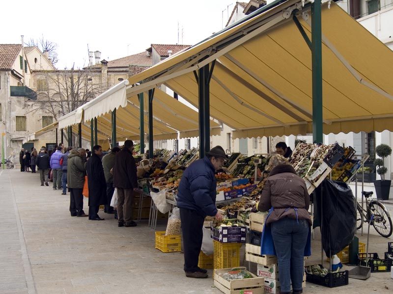 Street market of Piazzetta San Parisio in Treviso